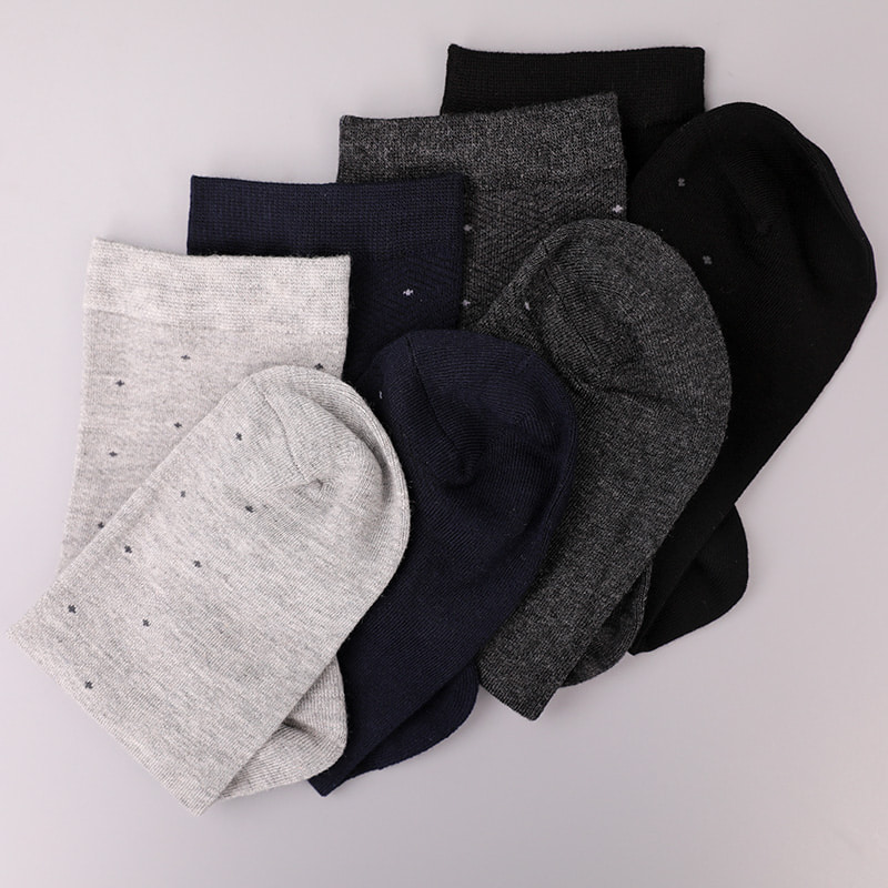 Mjukt spunnet sidennylonlindad ammoniak, osynlig diamantformad liten prickig jacquard handsydd vintertjocka herrstrumpor WSD2851