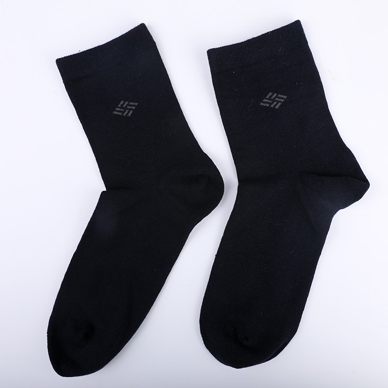 Kammad bomull bomullslindade ammoniakstrumpor 98 % bomullsgarn liten jacquard handsydd höst och vinter herrstrumpor WSD2581