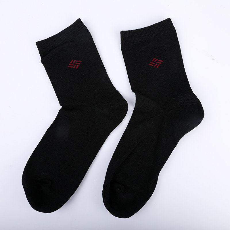 Kammad bomull bomullslindade ammoniakstrumpor 98 % bomullsgarn liten jacquard handsydd höst och vinter herrstrumpor WSD2581